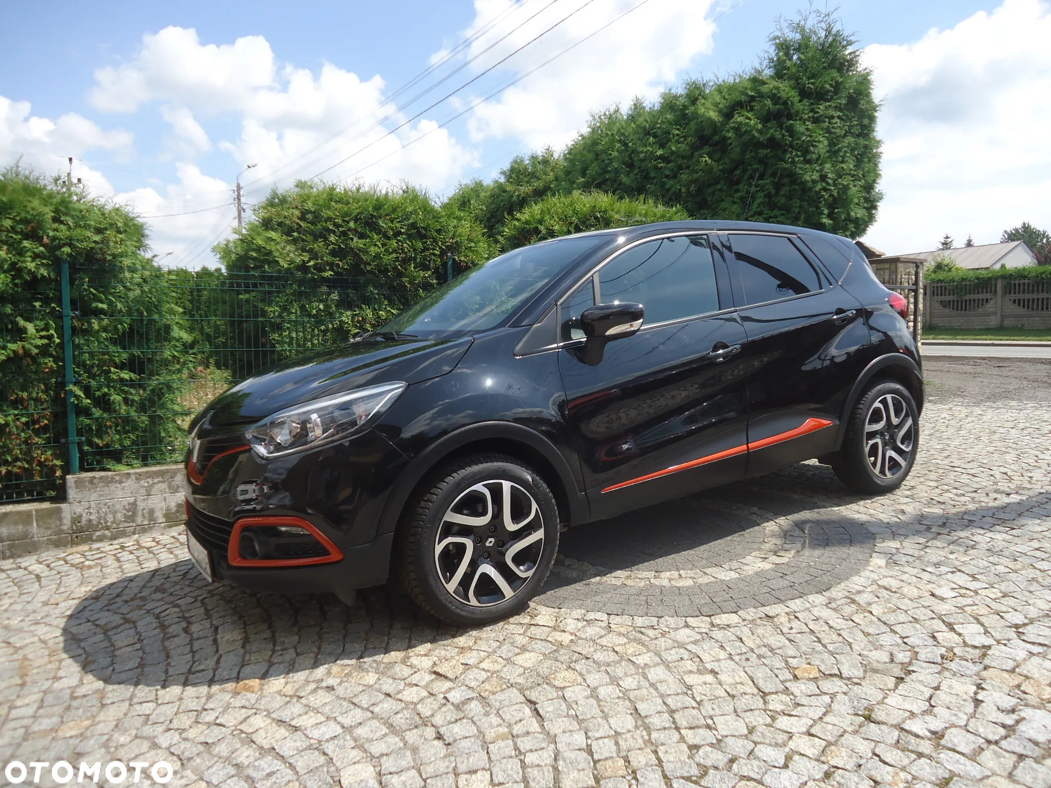 Renault Captur ENERGY TCe 120 EDC Intens - 4