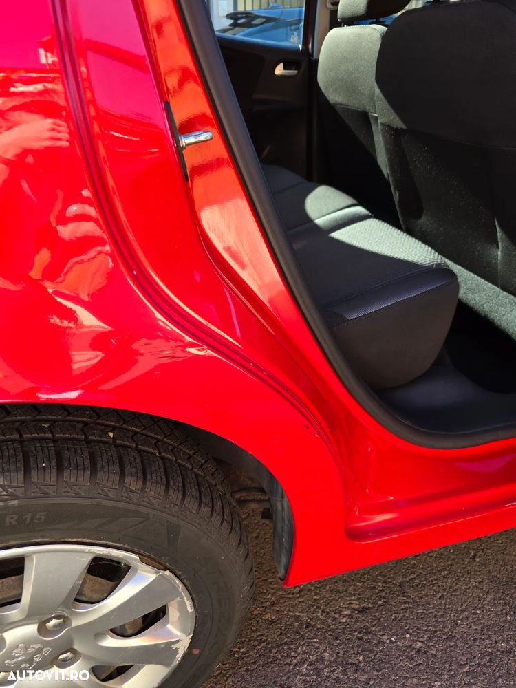 Peugeot 207 - 14