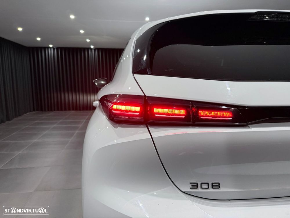 Peugeot 308 1.2 PureTech Allure Pack EAT8 - 38