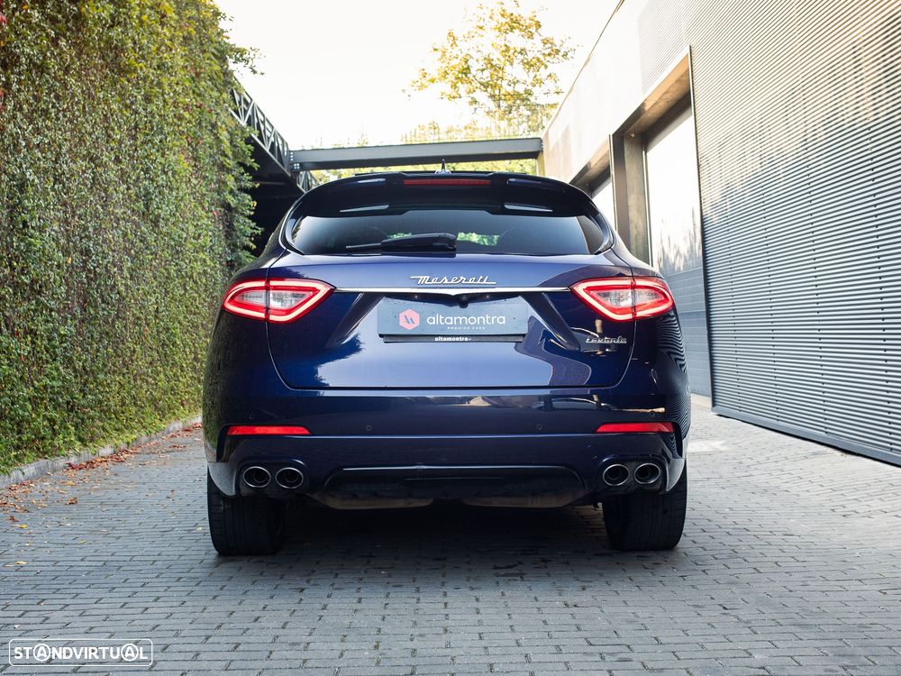 Maserati Levante 3.0 V6 - 10