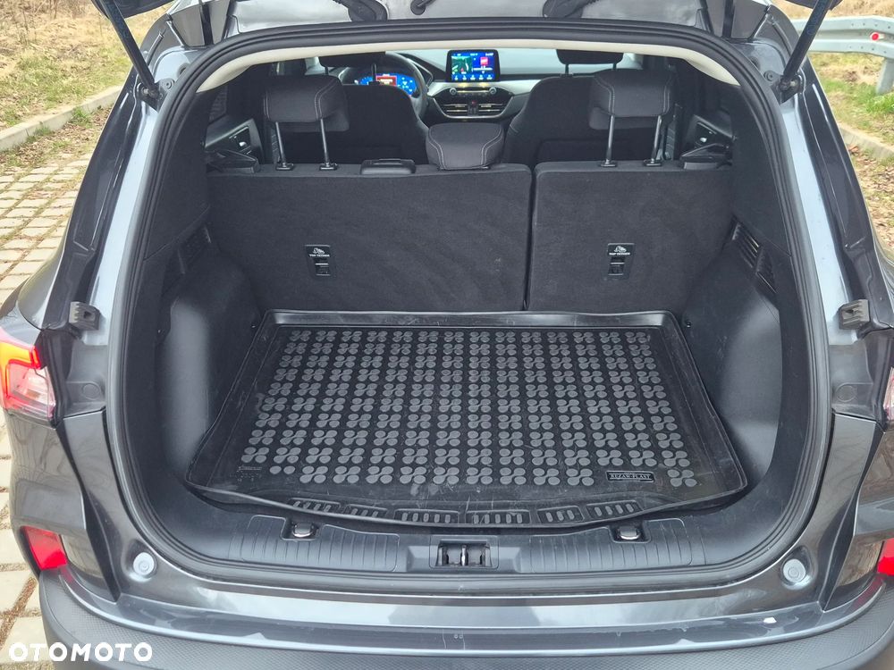 Ford Kuga 2.5 FHEV FWD Titanium - 9