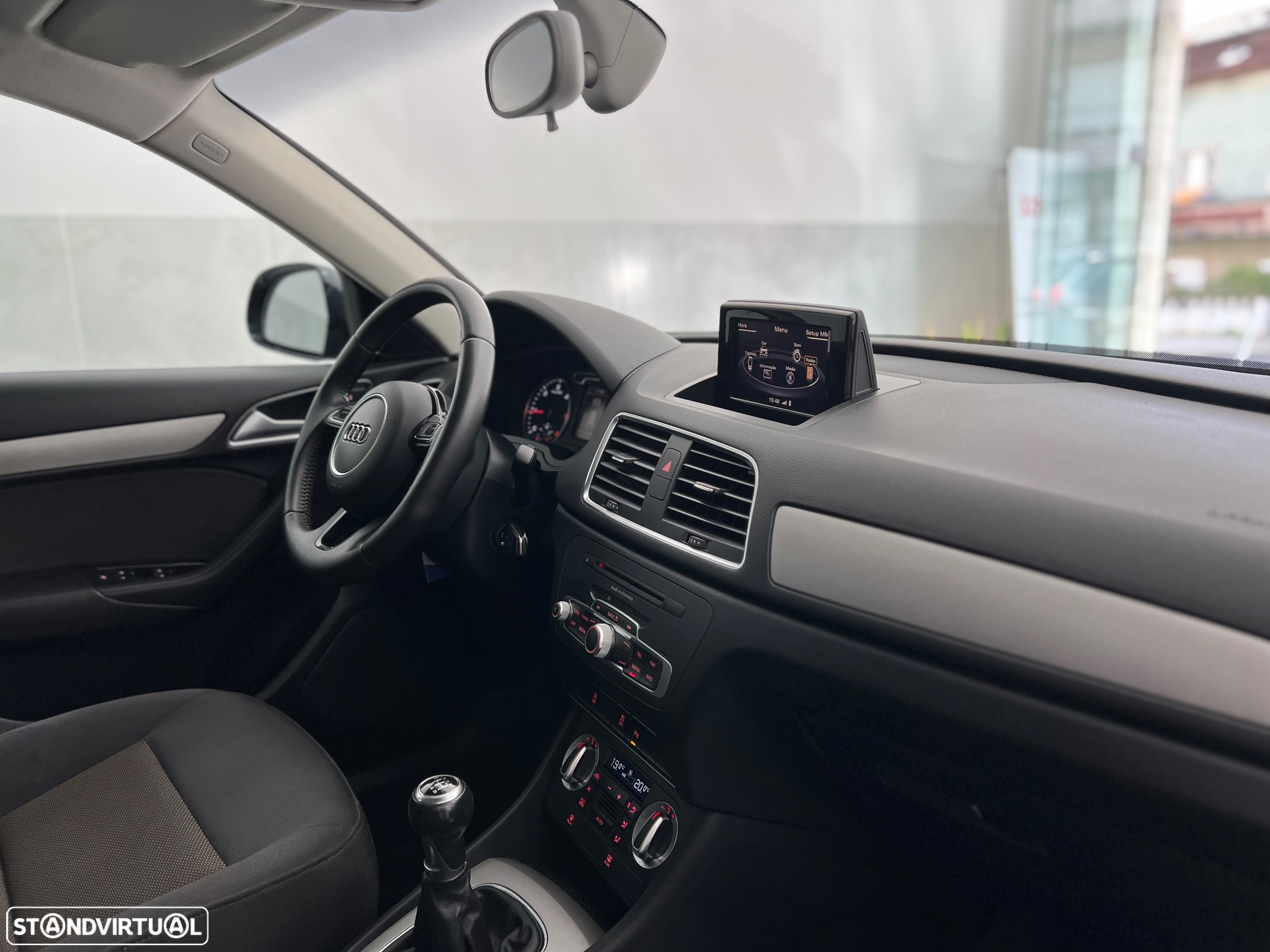 Audi Q3 2.0 TDI Attraction - 41