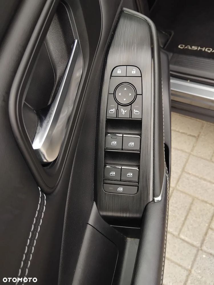 Nissan Qashqai 1.3 DIG-T mHEV N-Connecta - 14
