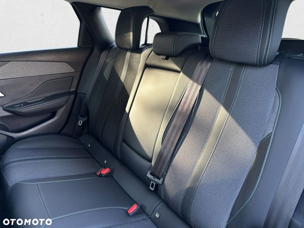 Peugeot 308 - 23
