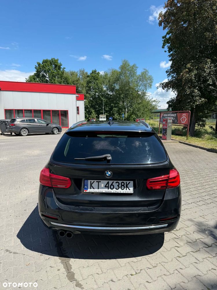 BMW Seria 3 320d Luxury Line - 4
