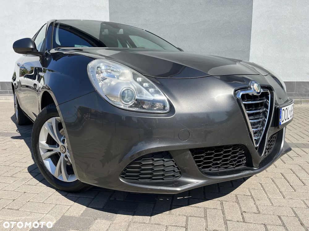 Alfa Romeo Giulietta - 2
