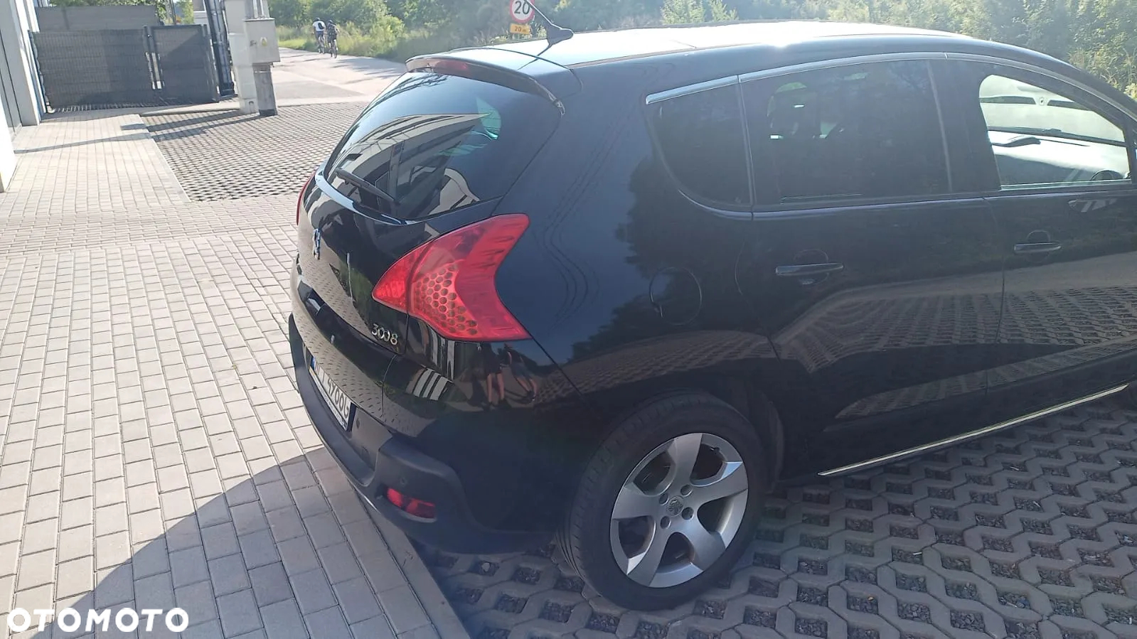 Peugeot 3008 1.6 HDi Premium - 10