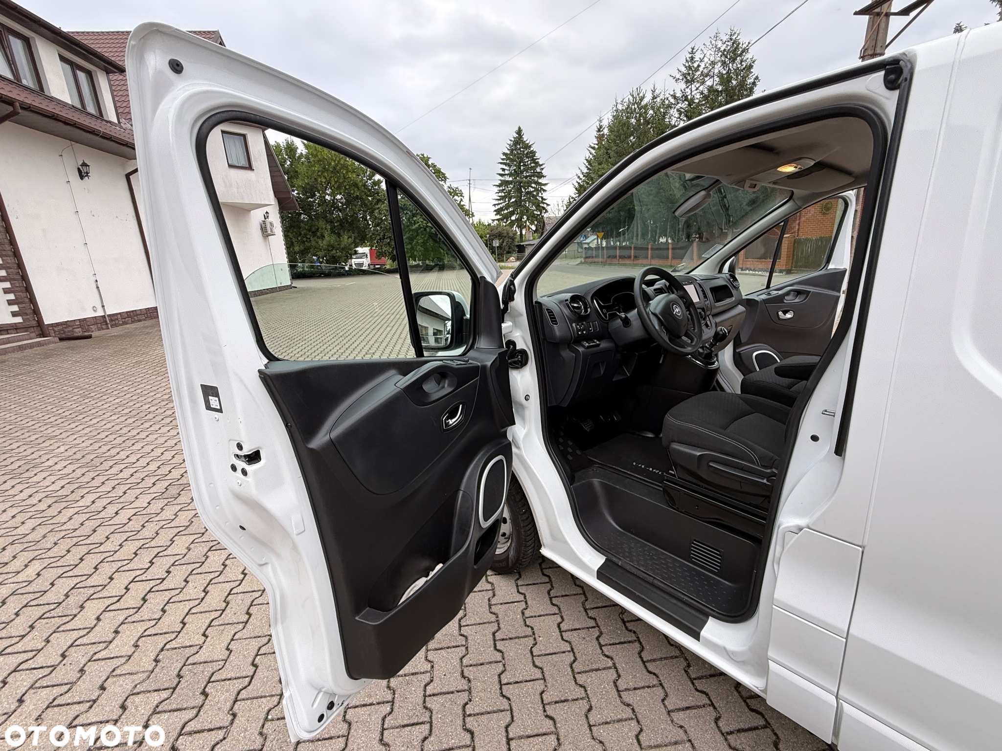 Opel Vivaro Long Serwis Klima Navi Webasto - 28
