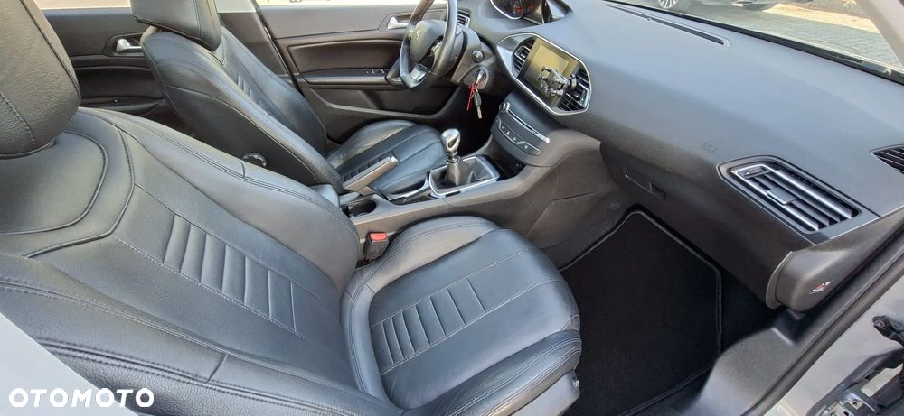 Peugeot 308 1.6 BlueHDi Active S&S - 8