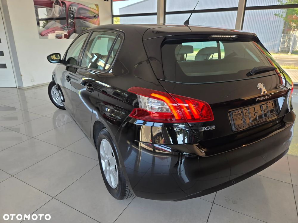 Peugeot 308 - 9