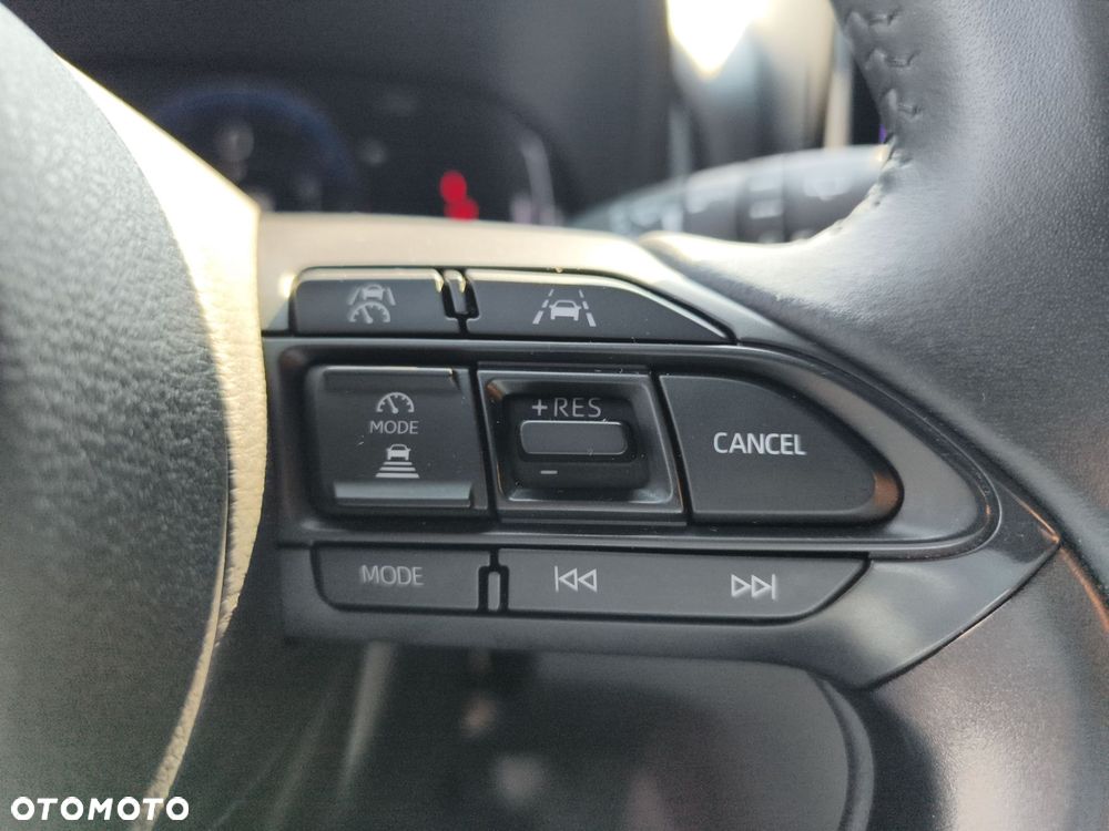 Toyota Yaris Cross Hybrid 1.5 Style - 25