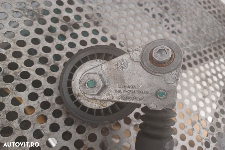 INTINZATOR CUREA Audi A4  seria - 2