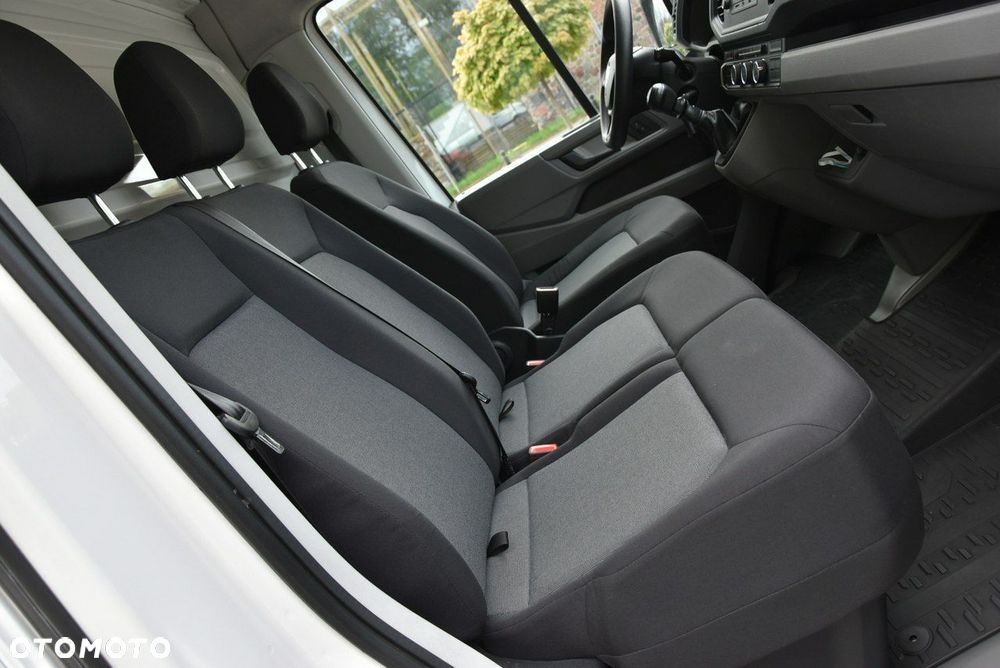 Volkswagen Crafter - 28