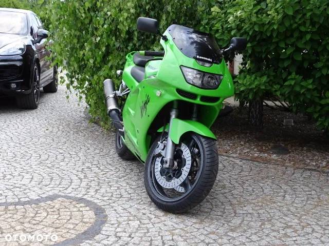 Kawasaki ZX - 21