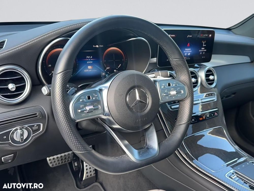 Mercedes-Benz GLC - 16