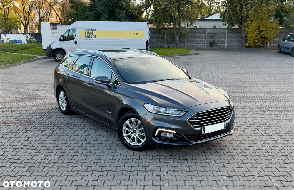 Ford Mondeo 2.0 Hybrid Titanium - 4