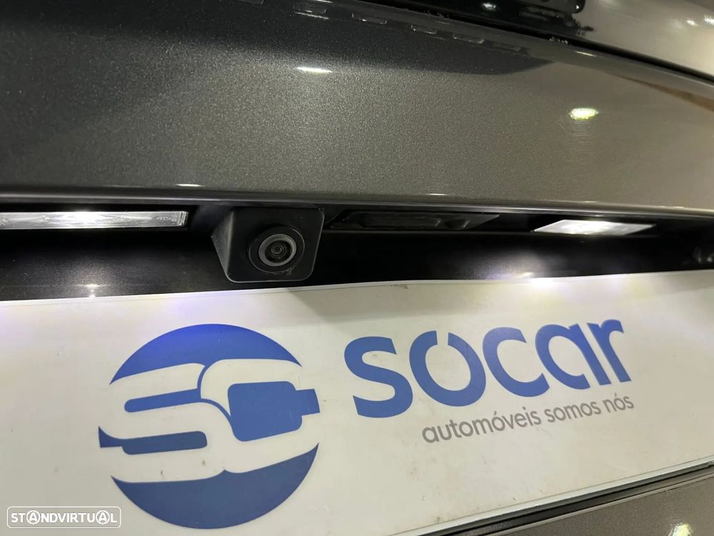 Peugeot 3008 1.6 Hybrid GT Pack e-EAT8 - 11