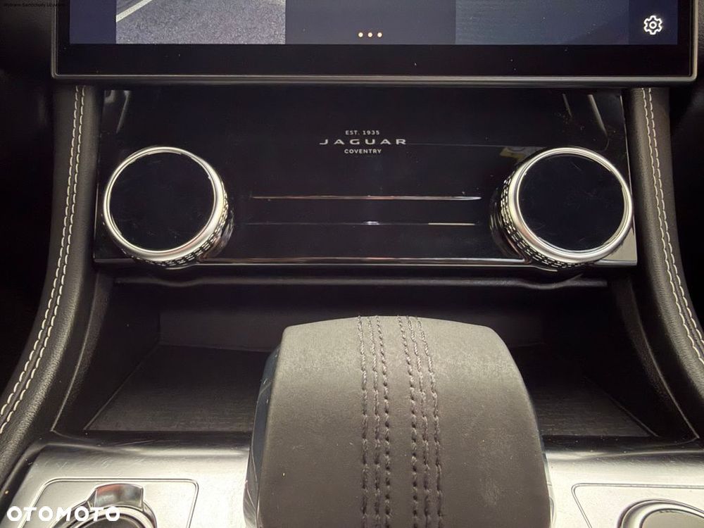 Jaguar F-Pace 2.0 P250 mHEV AWD R-Dynamic S - 16