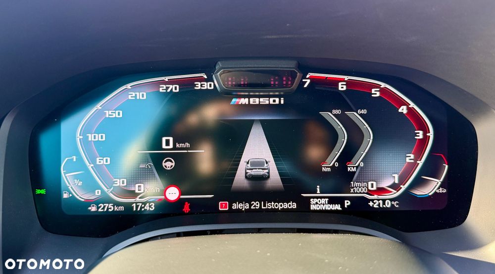 BMW Seria 8 - 29