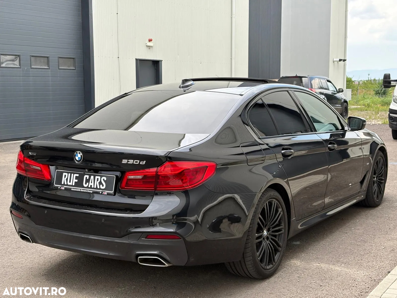BMW Seria 5 530d xDrive AT - 5
