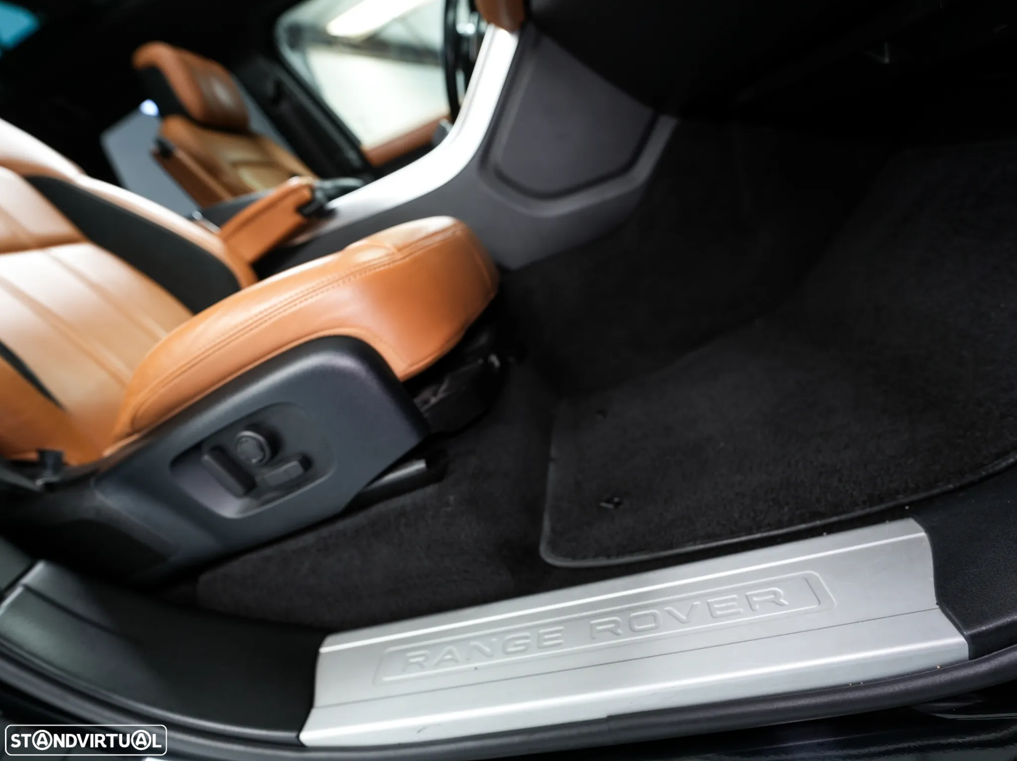 Land Rover Range Rover Sport 2.0 Si4 PHEV HSE Dynamic Stealth - 16