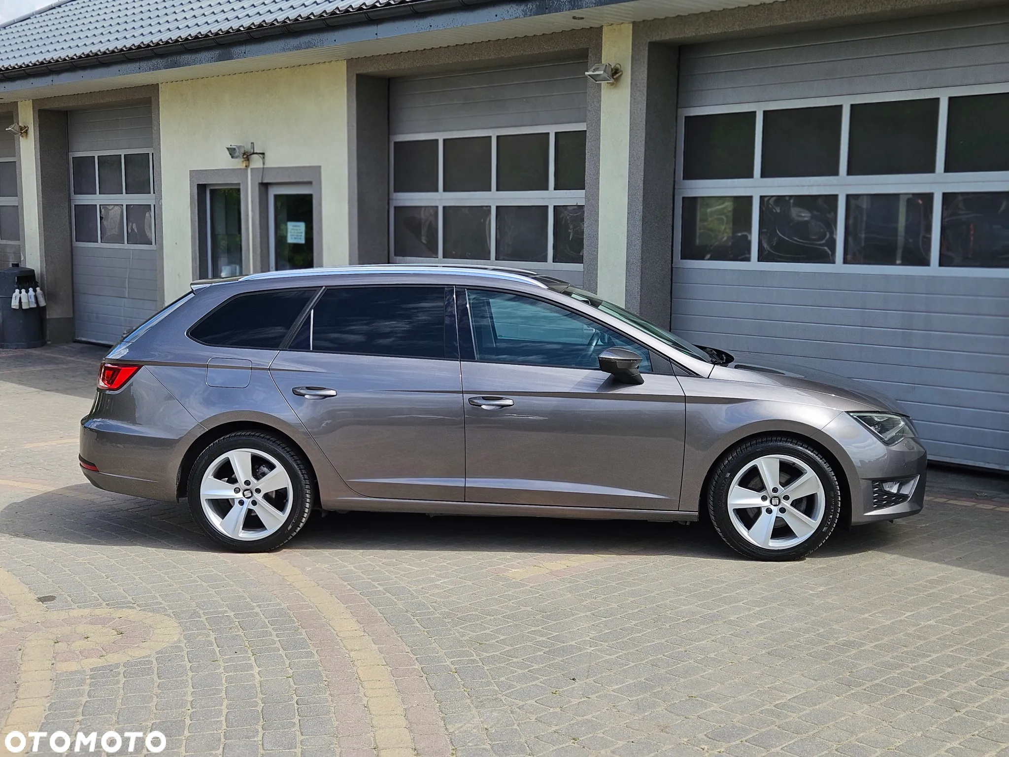 Seat Leon 2.0 TDI DPF DSG FR Black Matt Edition - 14