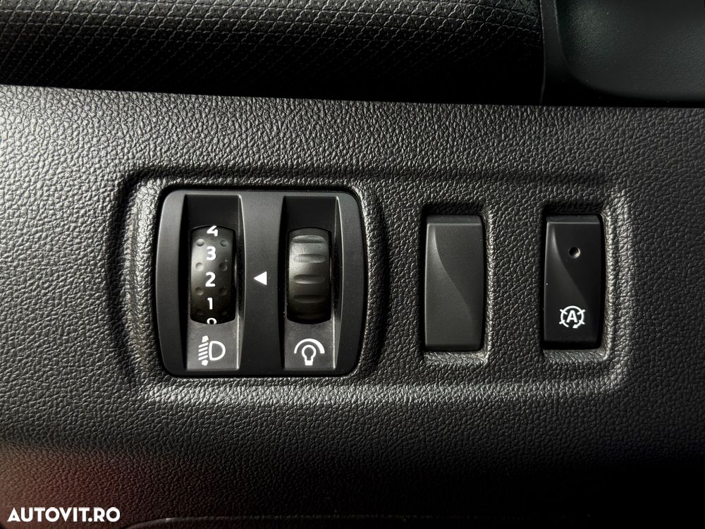 Renault Clio - 19