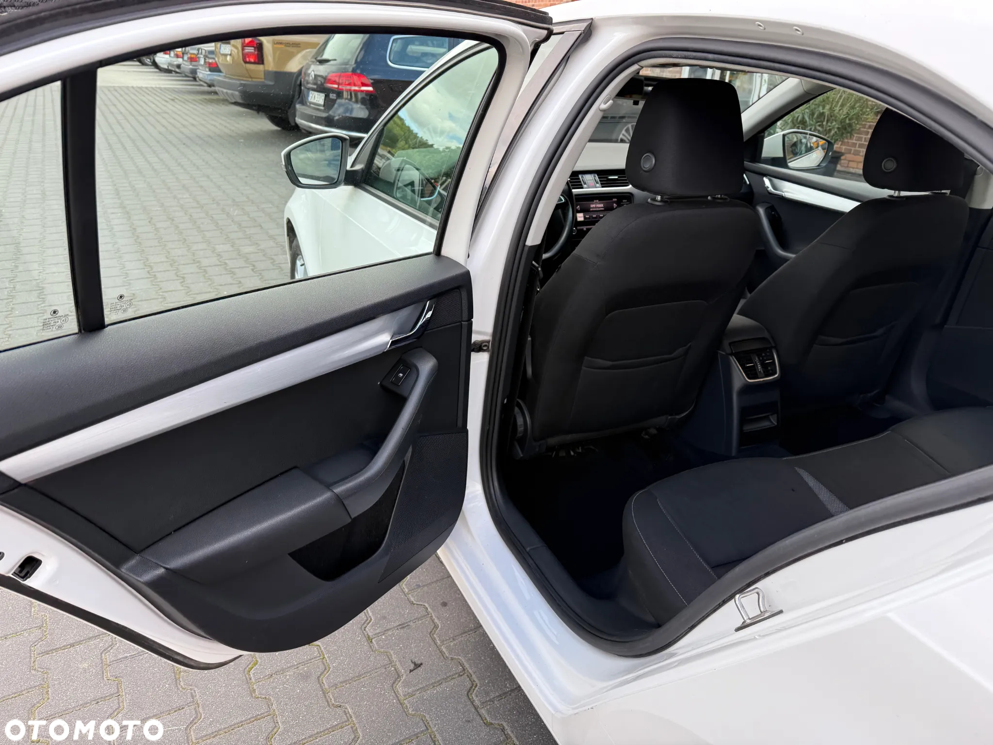 Skoda Octavia 1.6 TDI Ambition - 19