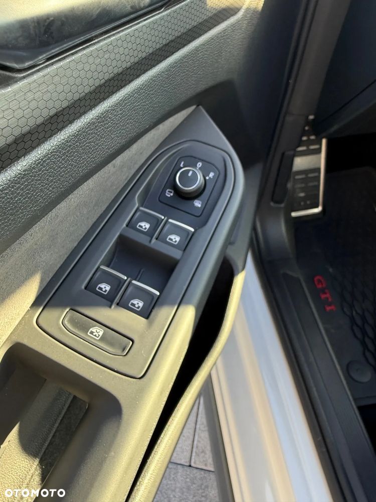 Volkswagen Golf 2.0 TSI OPF DSG GTI - 10