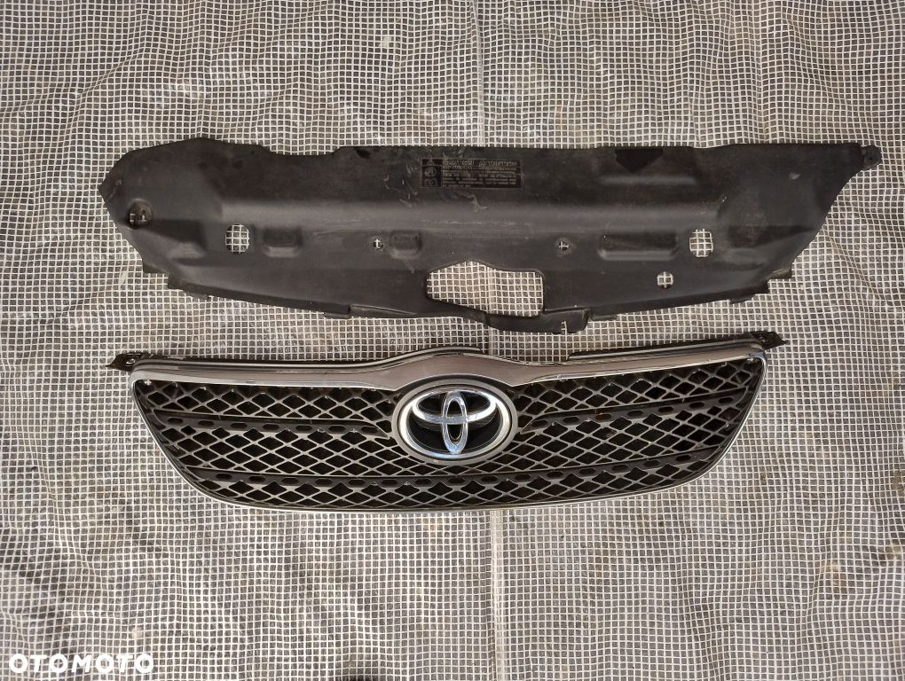 Grill kratka chrom gril atrapa toyota corolla e12 kombi sedan wysyłka - 1
