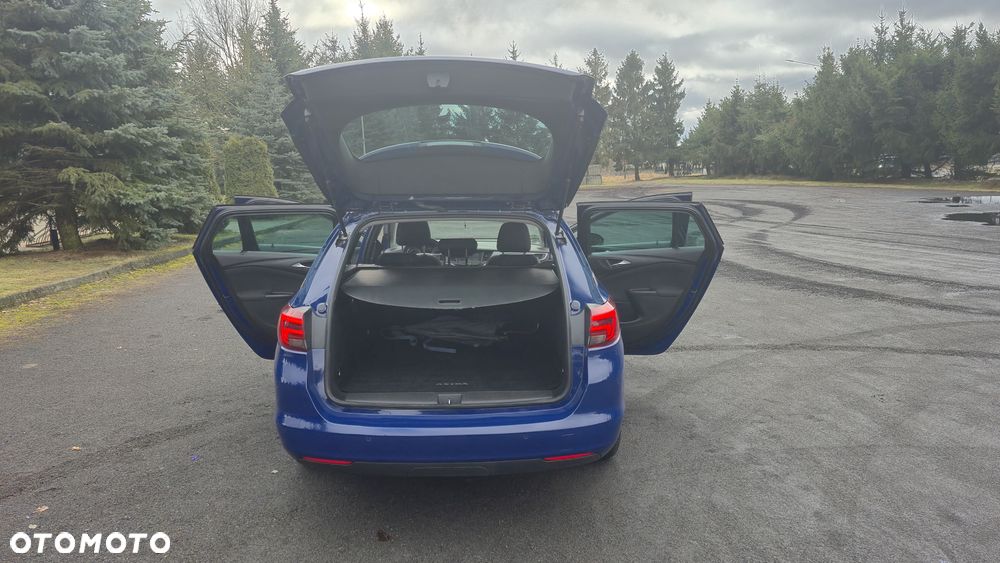 Opel Astra 1.4 Turbo 120 Jahre - 20