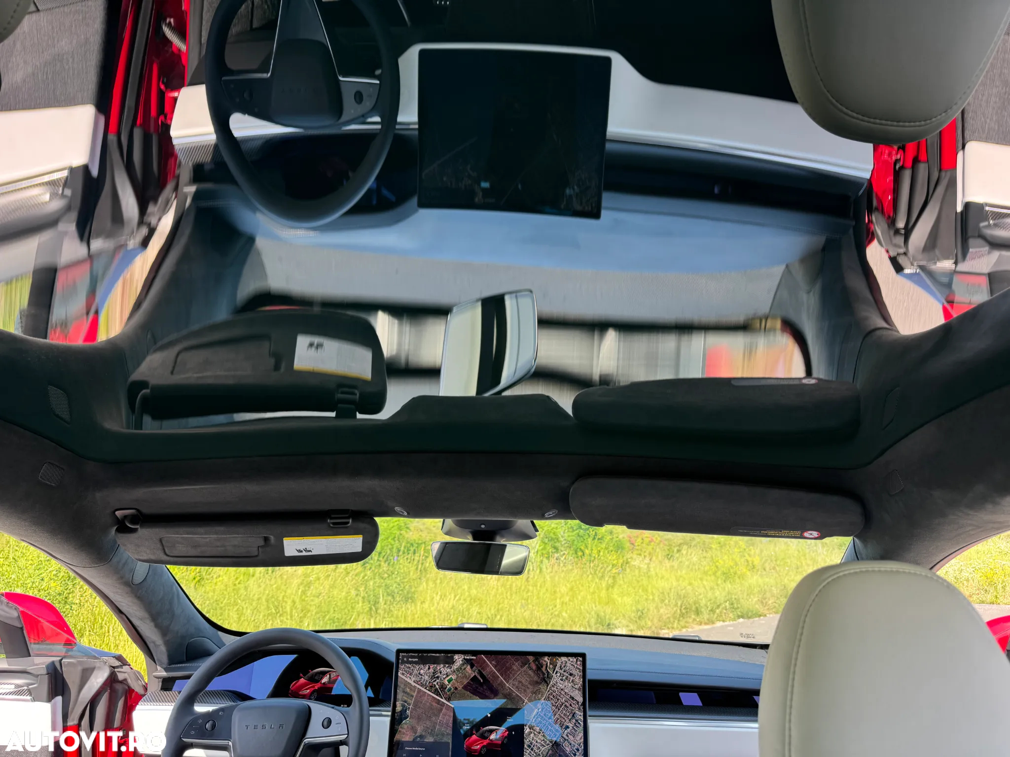Tesla Model S Plaid - 10