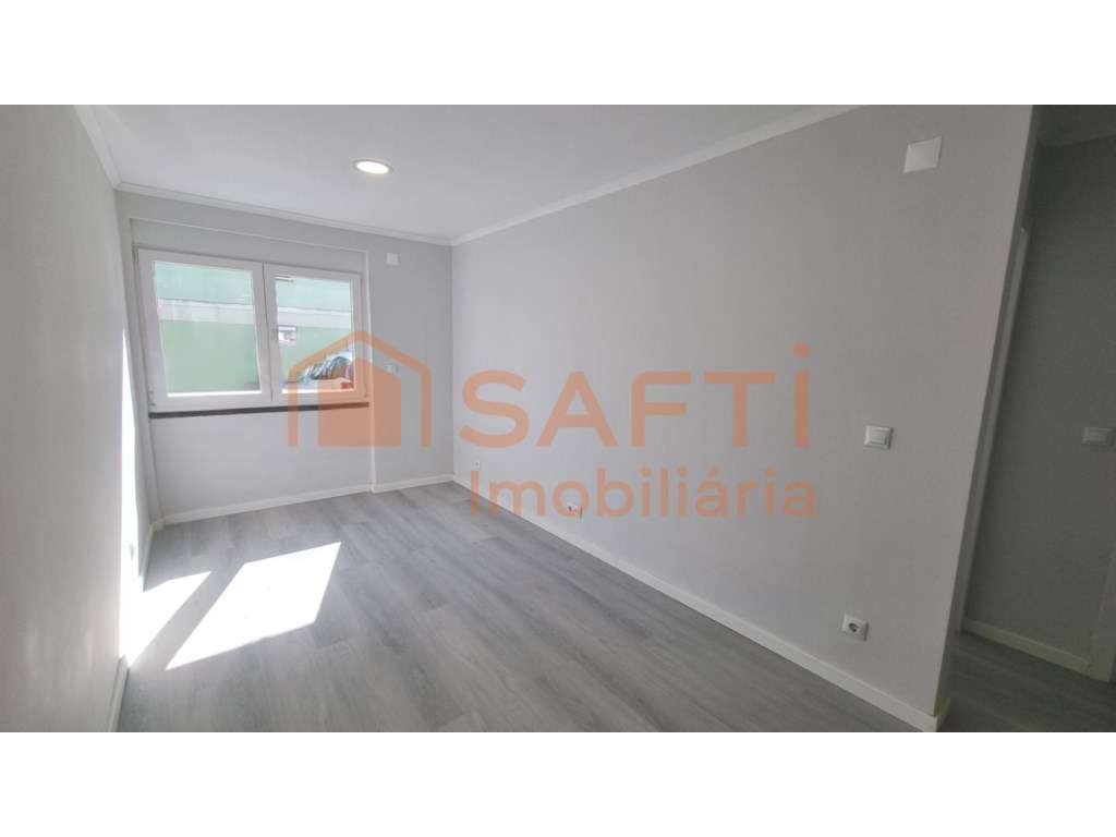 Apartamento T2 em Benfica - Grande imagem: 4/10