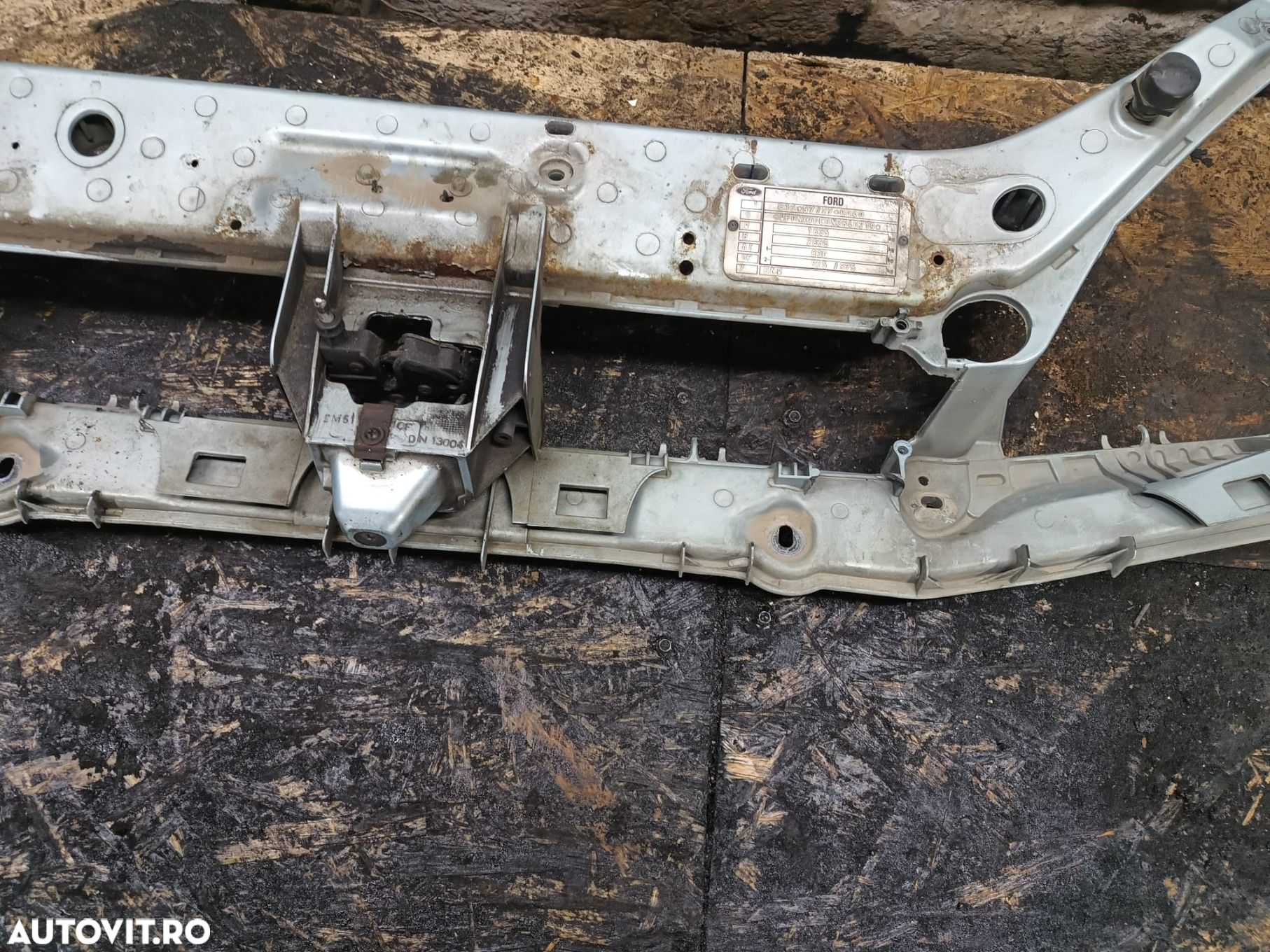 Trager Ford Focus 1  [din 1998 pana  2004] - 4
