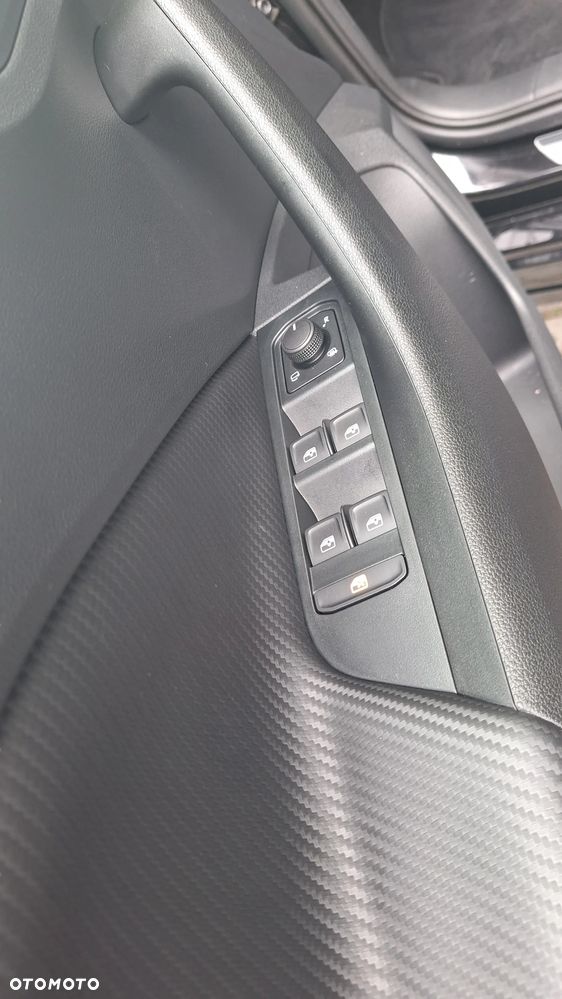 Skoda Kamiq 1.5 TSI Monte Carlo DSG - 25