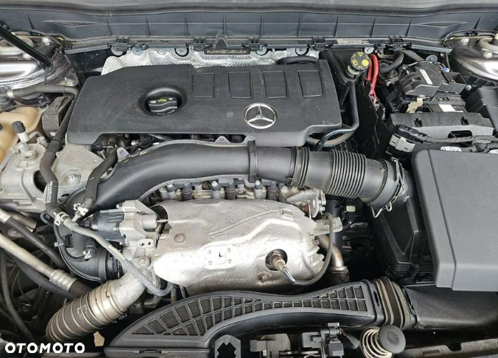 Mercedes-Benz GLB 250 4Matic 8G-DCT Edition AMG Line - 11