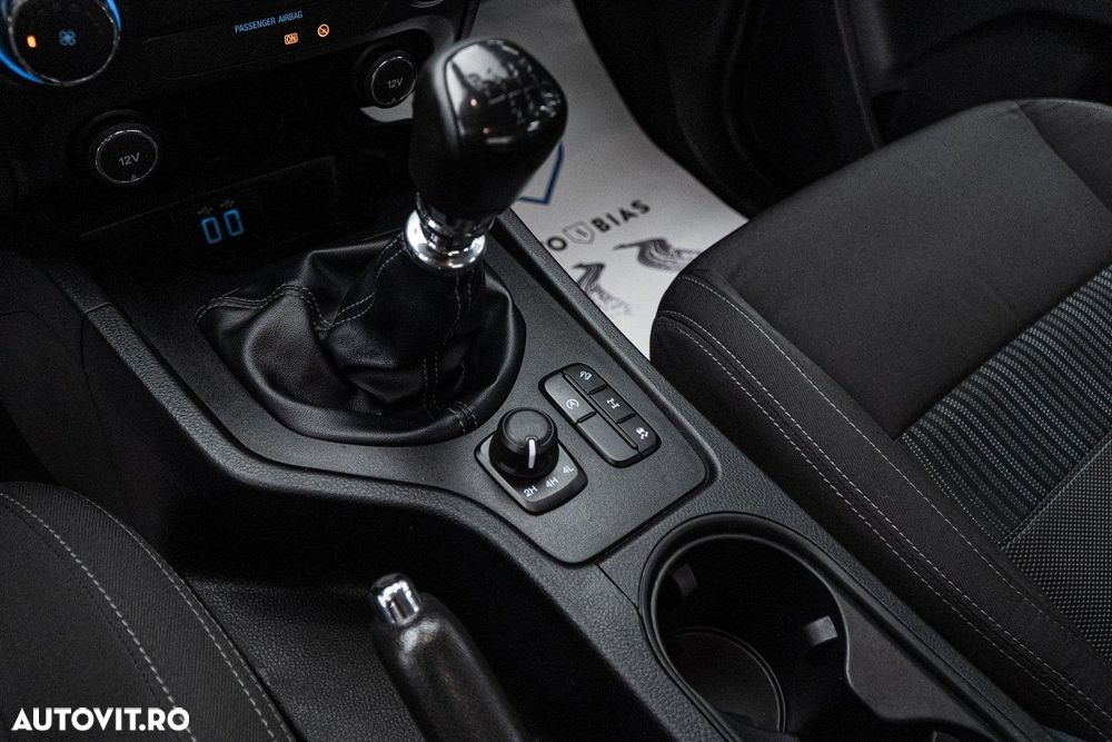 Ford Ranger Pick-Up 2.0 TD 170 CP 6MT 4x4 Double Cab XLT - 16