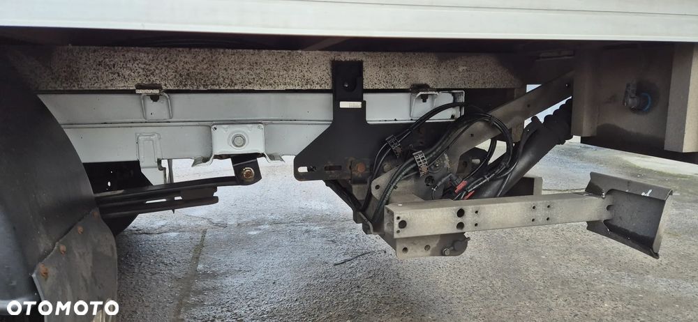 Mercedes-Benz Sprinter - 8