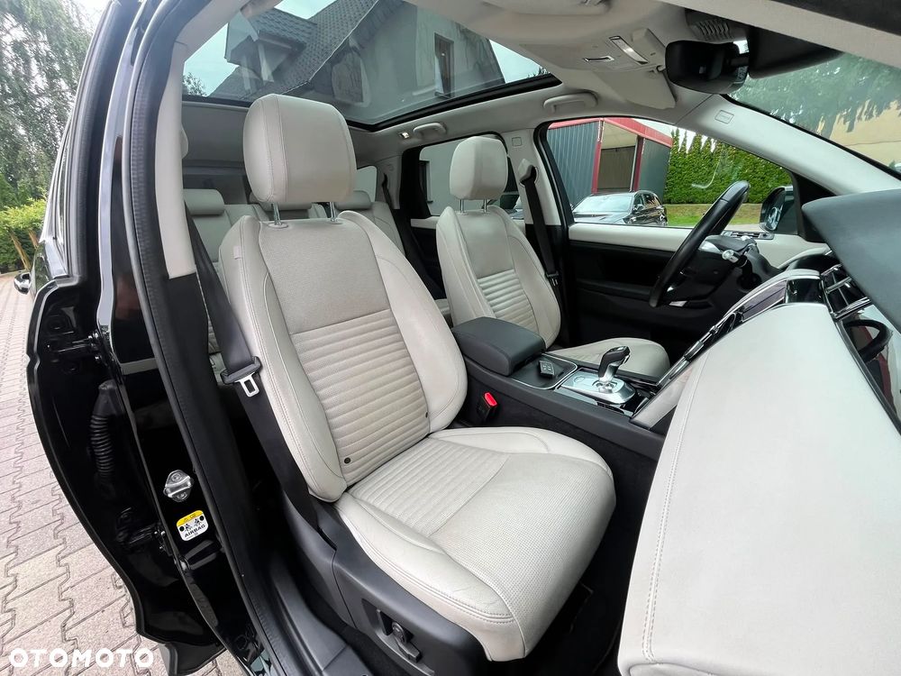 Land Rover Discovery Sport 2.0 P200 mHEV HSE - 15
