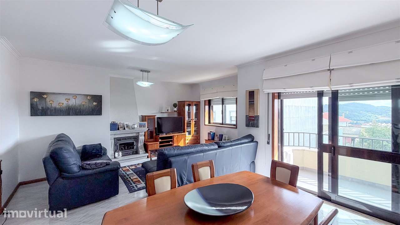 Apartamento T3 Venda em Oliveira de Azeméis, Santiago de Riba-Ul, Ul, - Grande imagem: 3/30