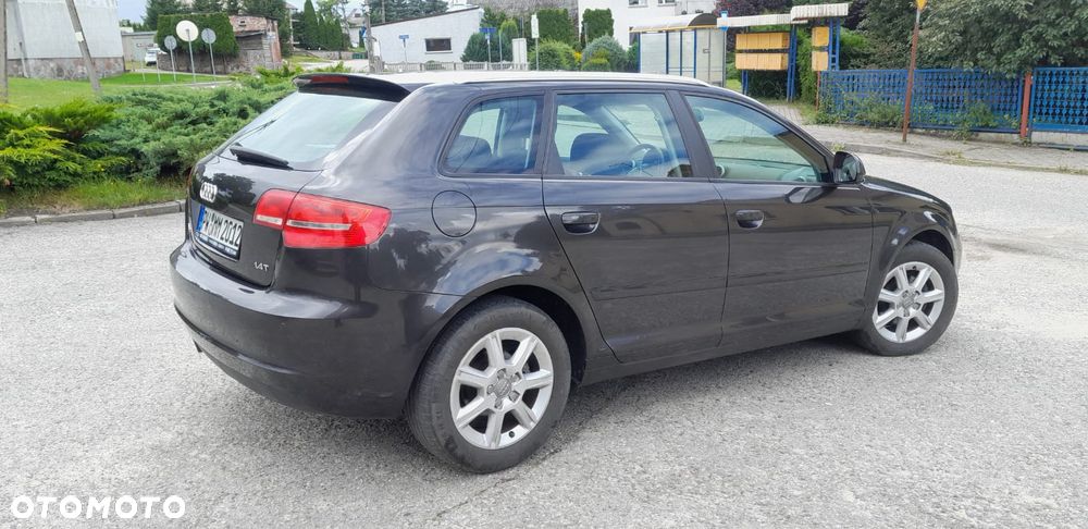 Audi A3 Sportback - 6