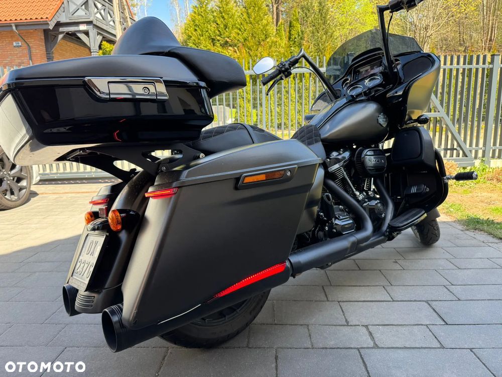 Harley-Davidson Touring Road Glide - 8