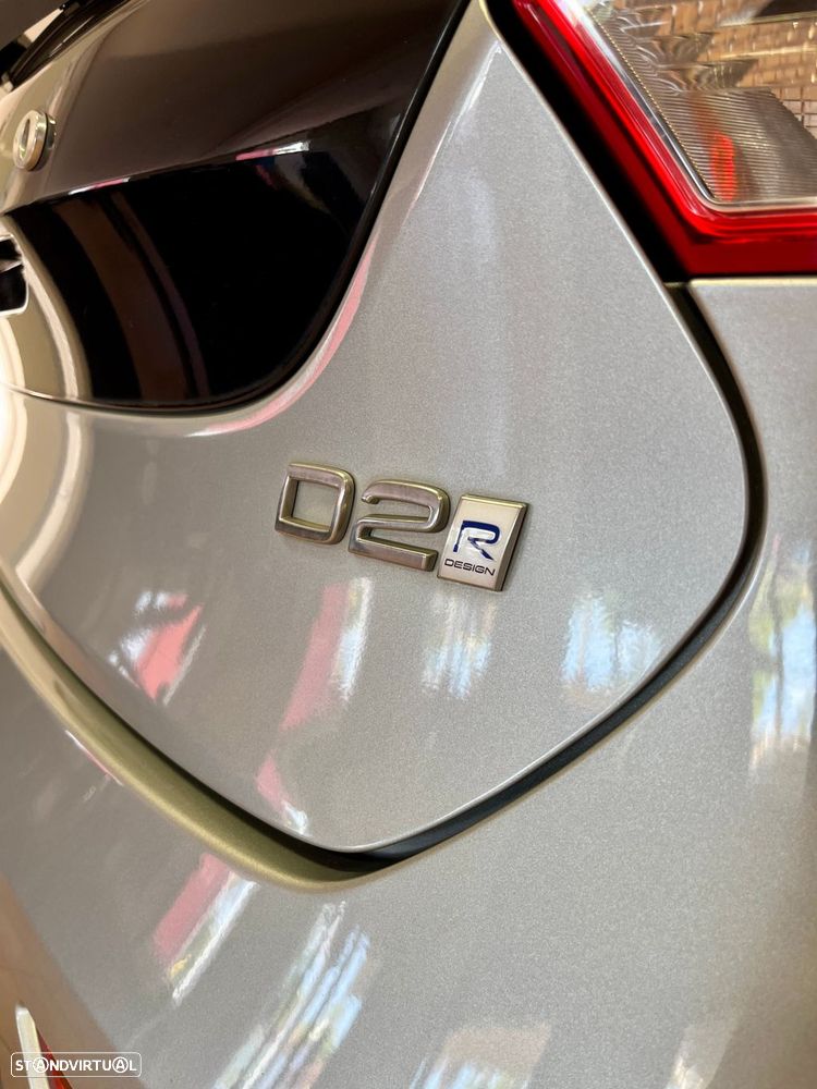 Volvo V40 2.0 D2 R-Design Momentum - 21