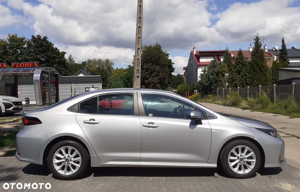 Toyota Corolla - 2