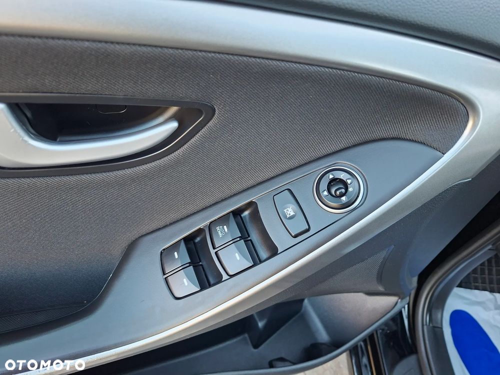 Hyundai i30 - 22