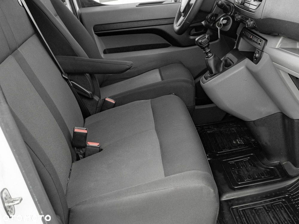 Toyota ProAce Kombi 2.0 D-4D Long 2,8t - 23