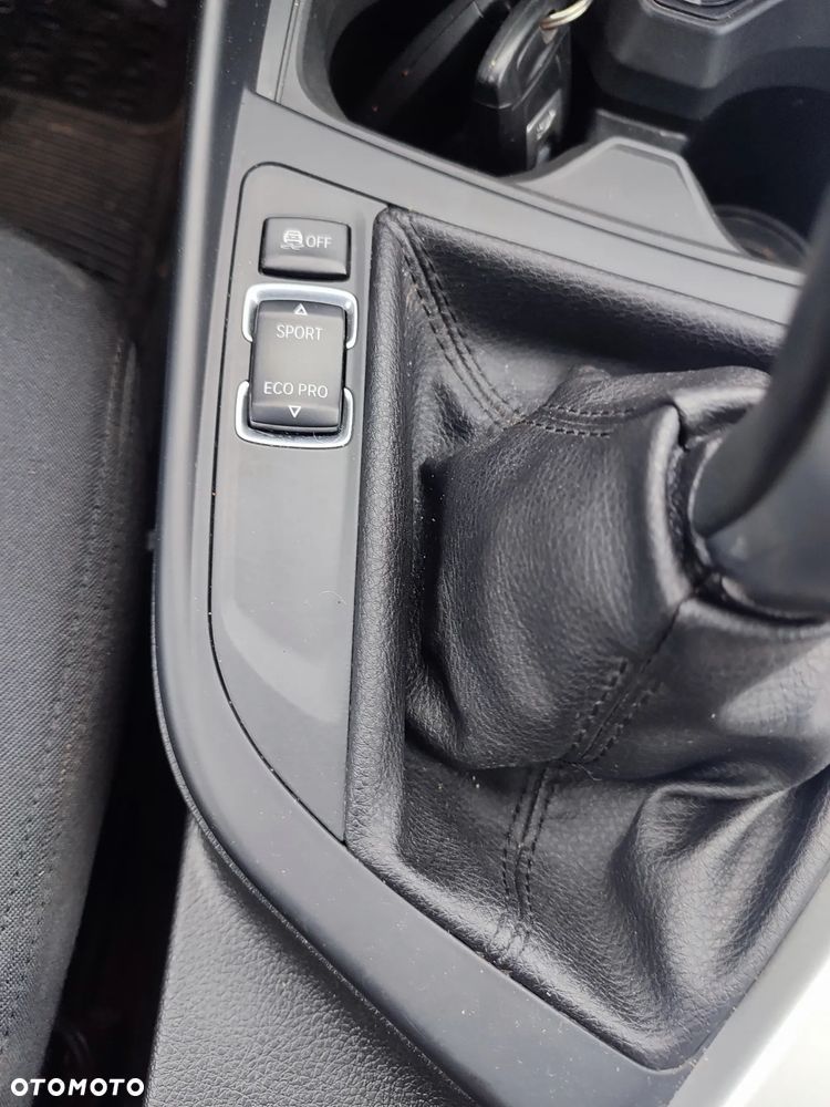 BMW Seria 1 114i Sport Line - 11