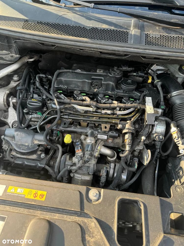 Peugeot 3008 2.0 BlueHDi Allure S&S - 15