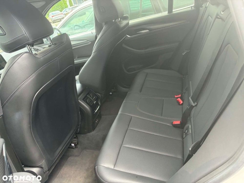 BMW X3 - 11
