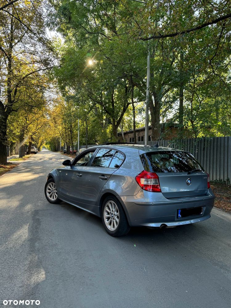 BMW Seria 1 116i - 8